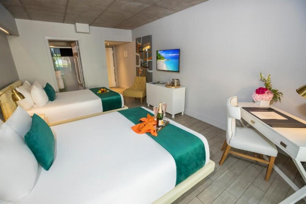 Riviera South Beach Hotel image 12